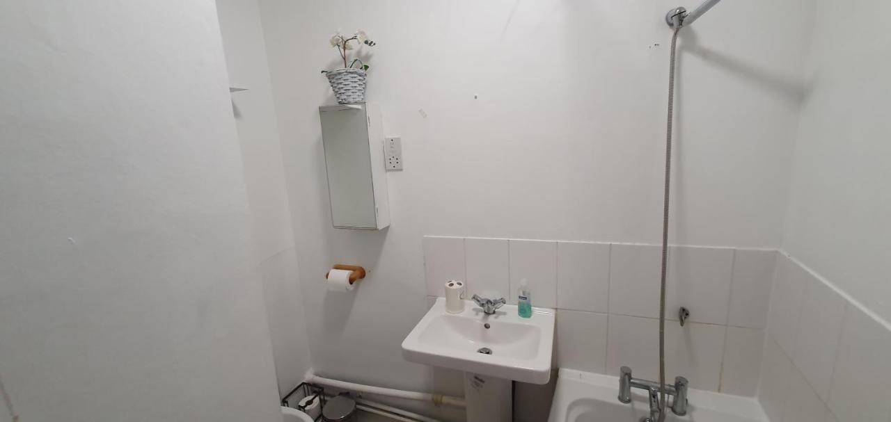 2 Bedroom Flat In Lewisham Sleep 8 Guest Appartamento