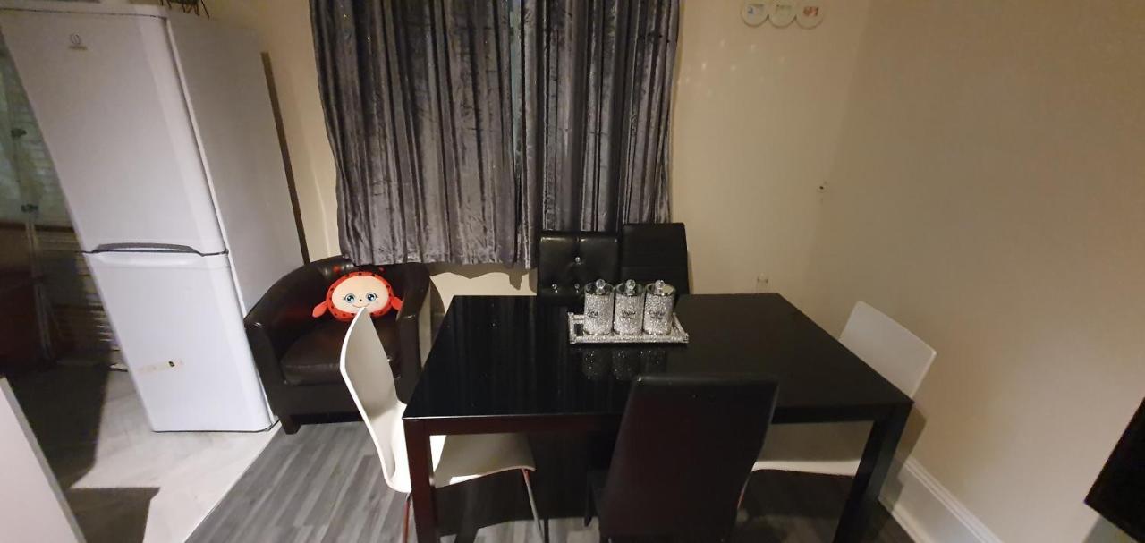 Appartamento 2 Bedroom Flat In Lewisham Sleep 8 Guest